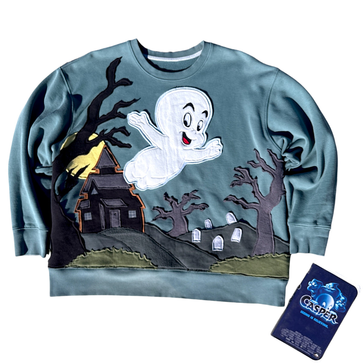 FRIENDLY GHOST CREWNECK - XL