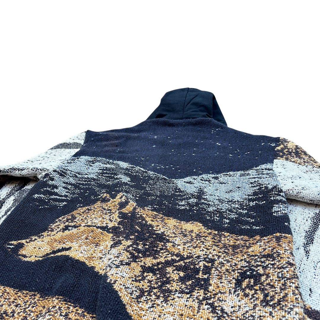 WOLFS IN THE NIGHT HOODIE - M