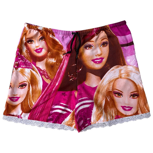 DOLL FACE SHORTS