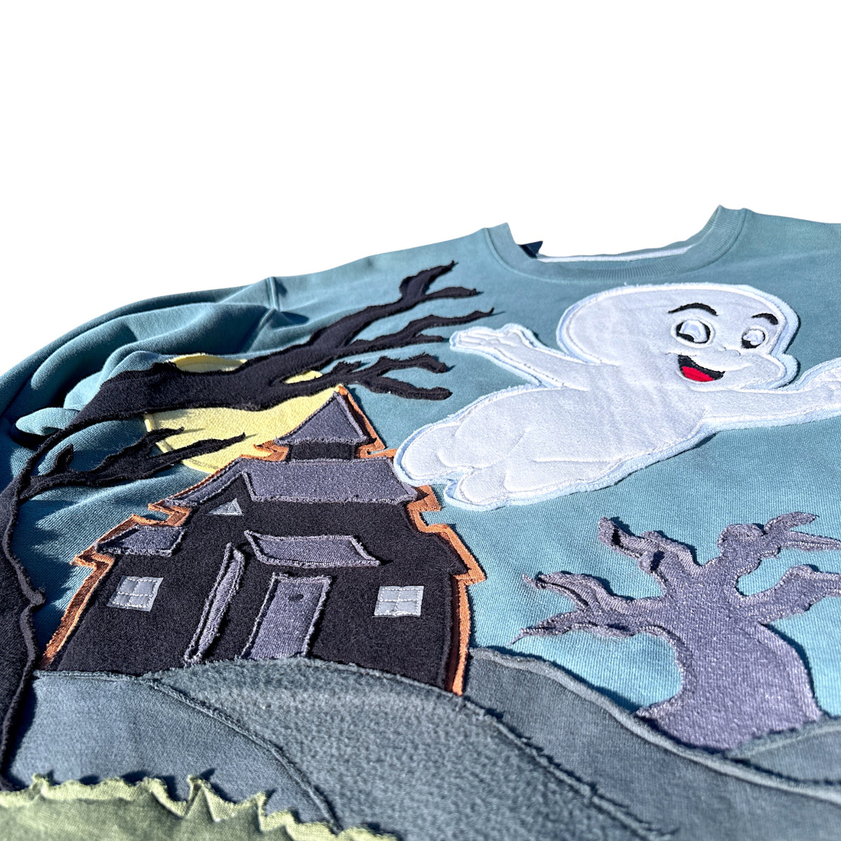FRIENDLY GHOST CREWNECK - XL