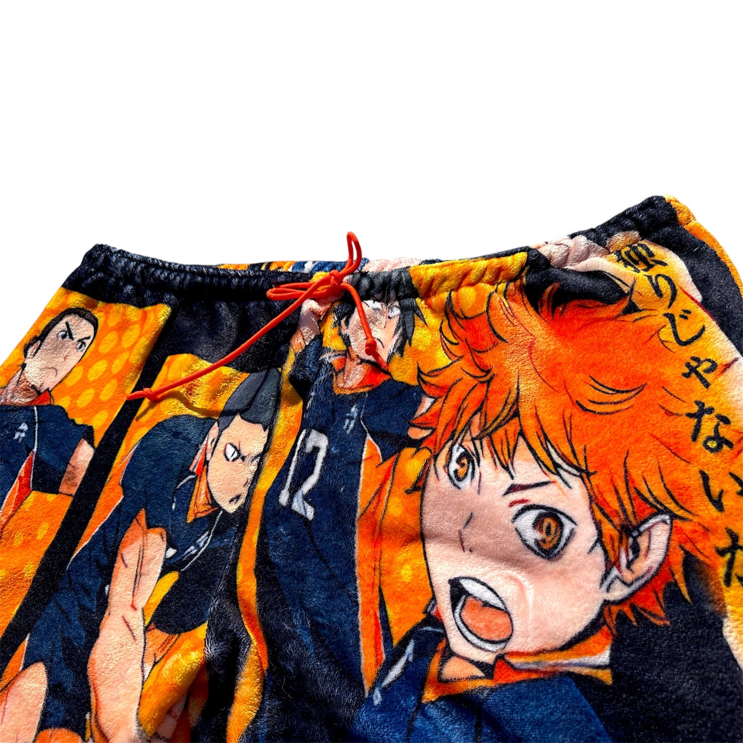 ON THE COURT SHORTS - L/XL