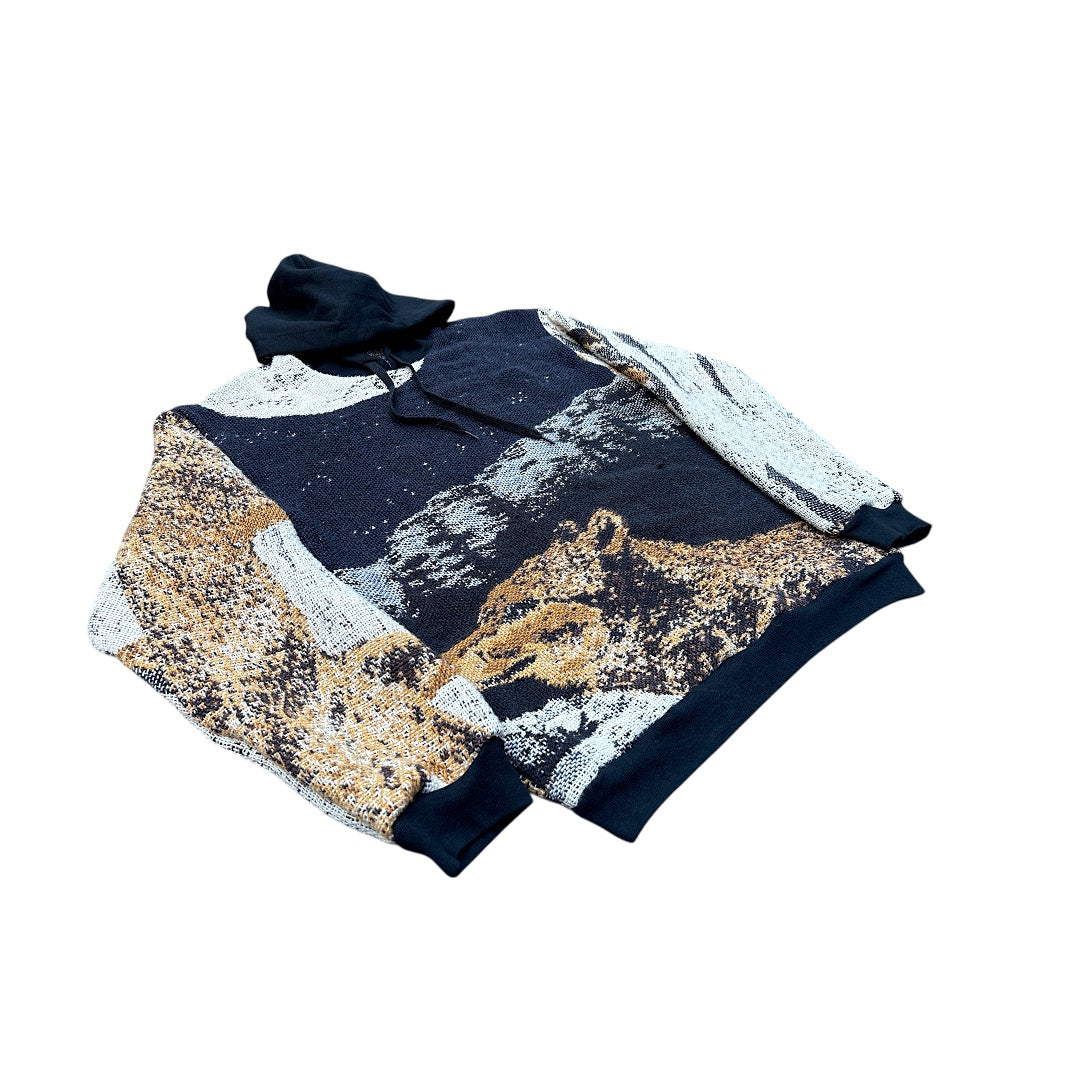 WOLFS IN THE NIGHT HOODIE - M