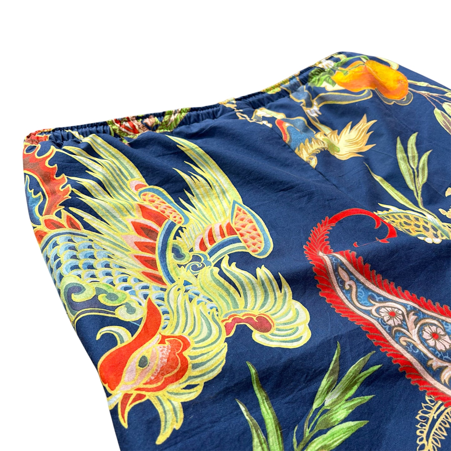 DRAGONS IN THE GARDEN SHORTS