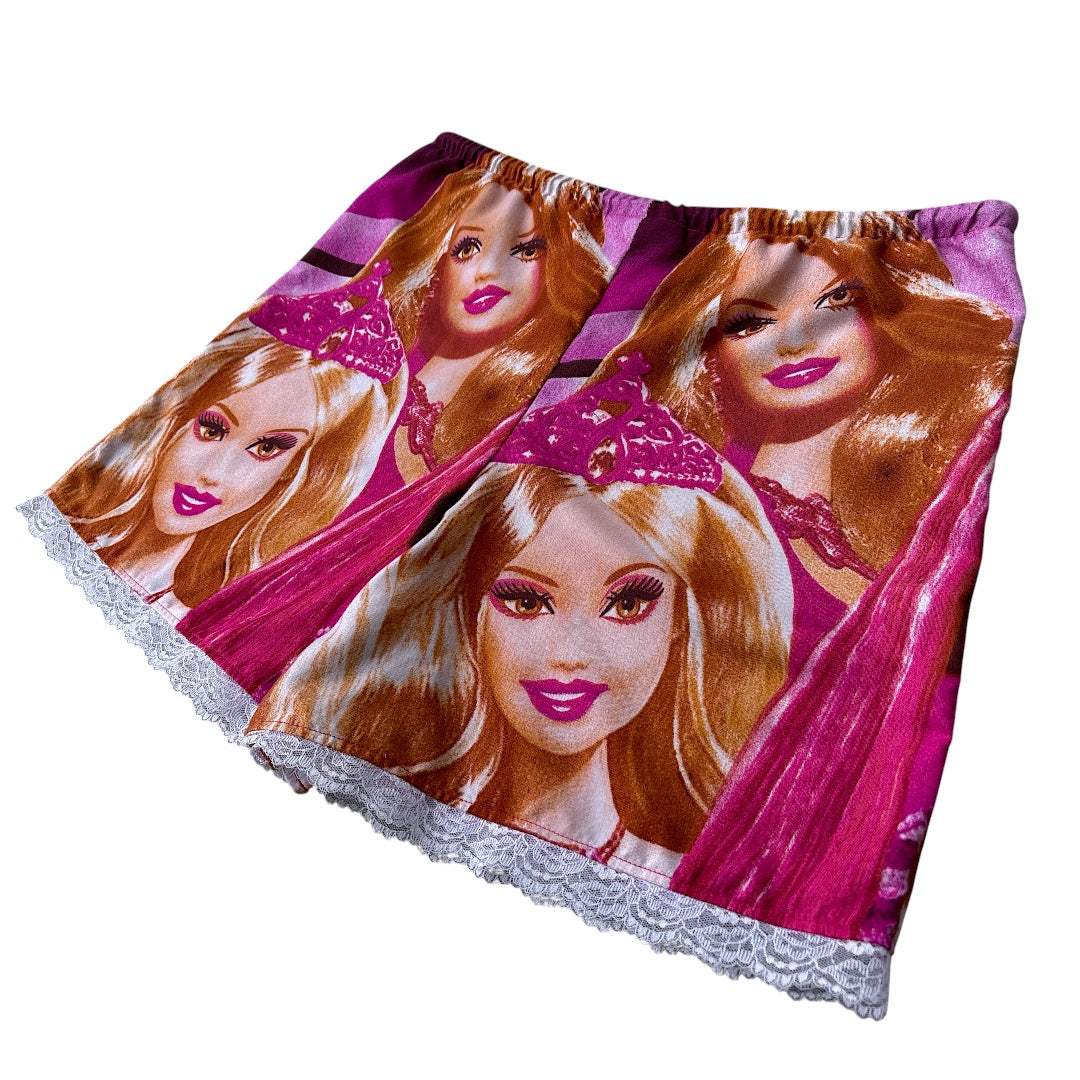 DOLL FACE SHORTS