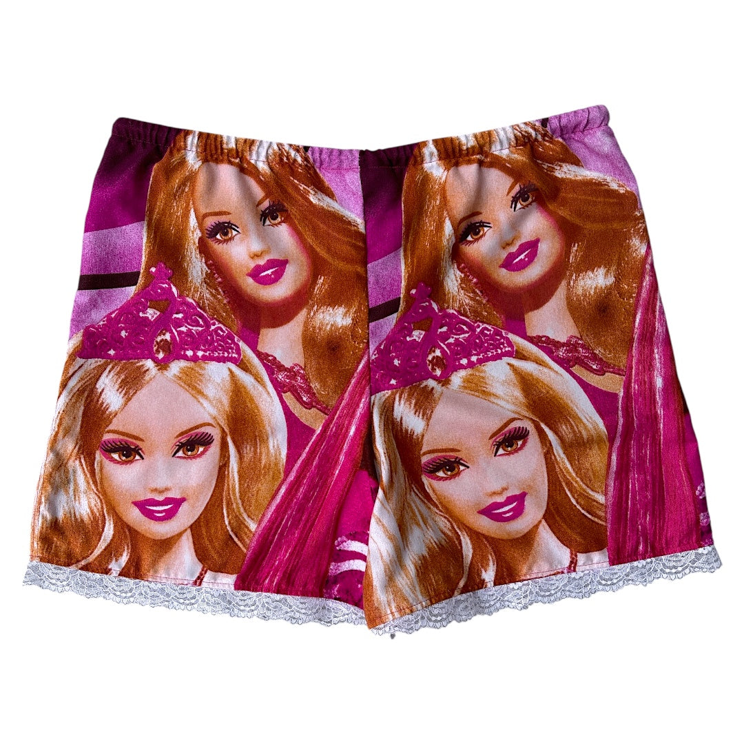 DOLL FACE SHORTS