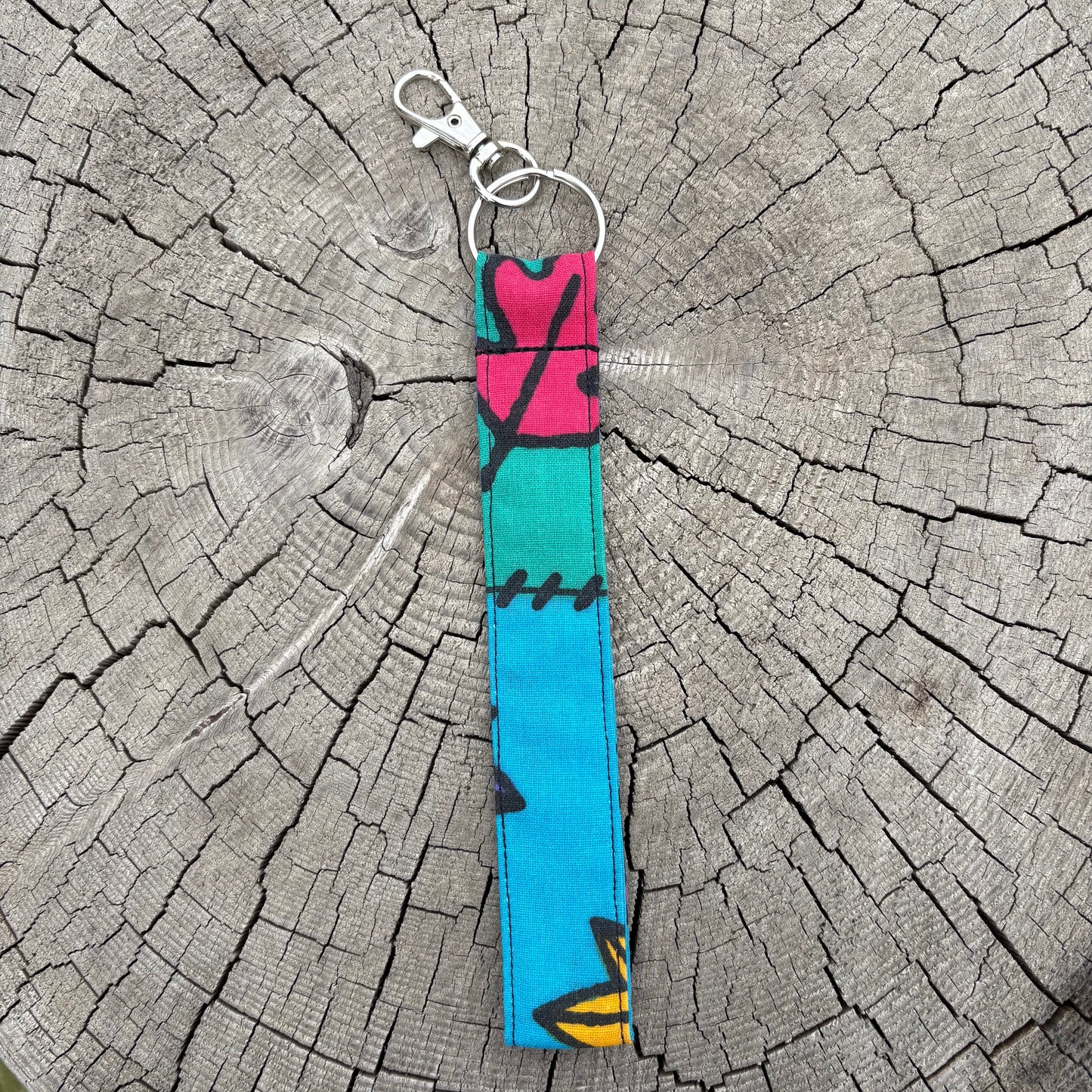 Colours of the wind keychain