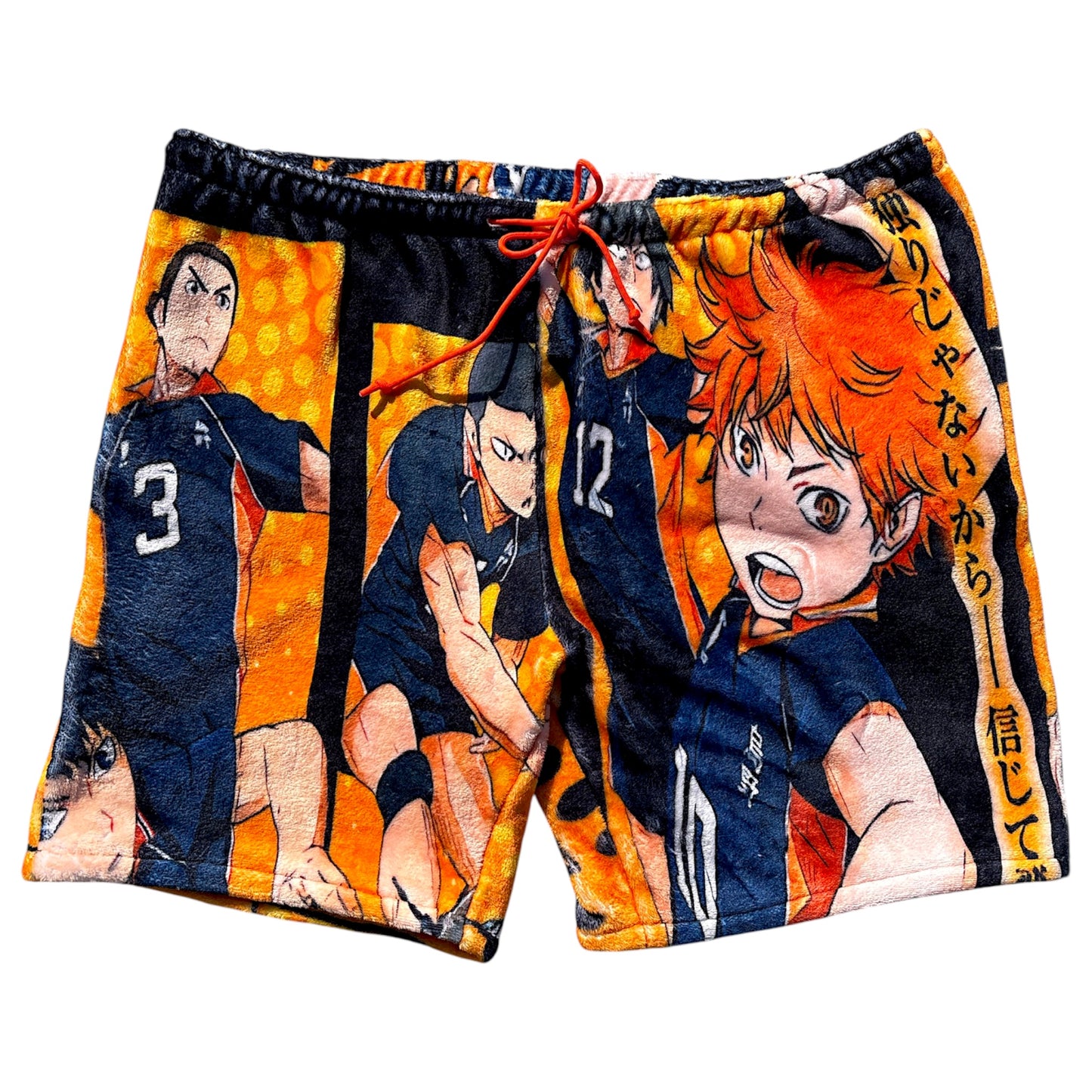 ON THE COURT SHORTS - L/XL