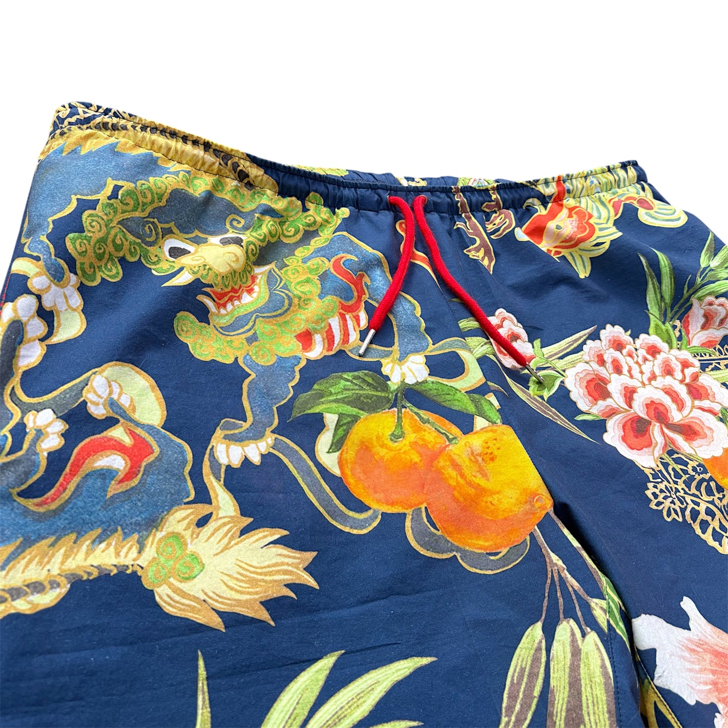 DRAGONS IN THE GARDEN SHORTS